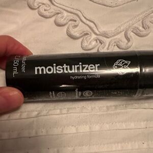 Black wolf daily Moisturizer